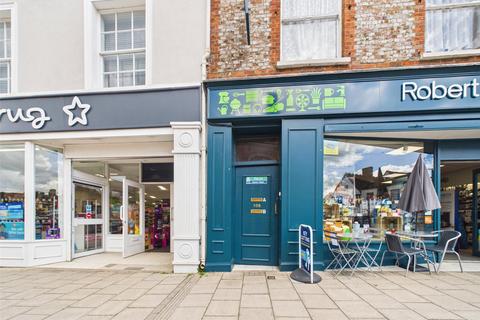 2 bedroom apartment to rent, High Street, Oxfordshire OX9