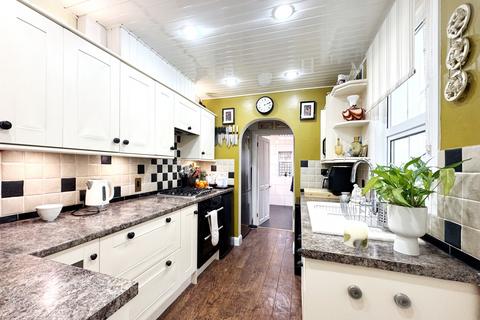 3 bedroom terraced house for sale, Nightingale Lane, Bromley