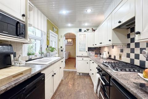 3 bedroom terraced house for sale, Nightingale Lane, Bromley