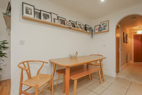 2 bedroom flat for sale, Westcote Place, Chipping Norton OX7