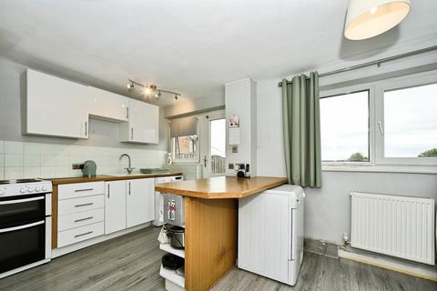3 bedroom terraced house for sale, Windrush, Highworth, Swindon