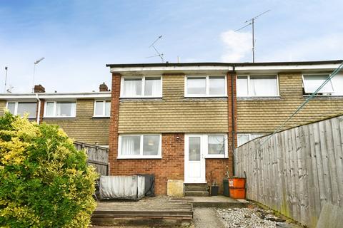 3 bedroom terraced house for sale, Windrush, Highworth, Swindon