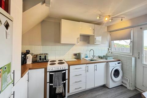 3 bedroom terraced house for sale, Windrush, Highworth, Swindon