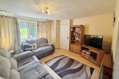 3 bedroom terraced house for sale, Windrush, Highworth, Swindon