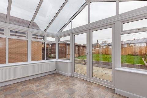 2 bedroom semi-detached house to rent, Augustan Road, Chesterton