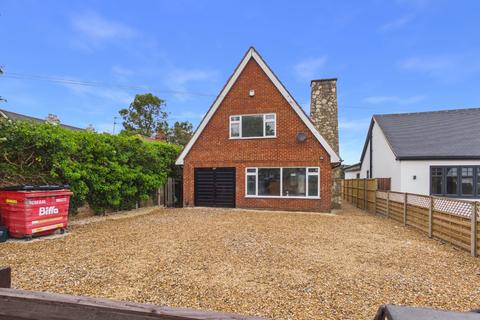 Feltham Hill Road, Ashford, Surrey, TW15