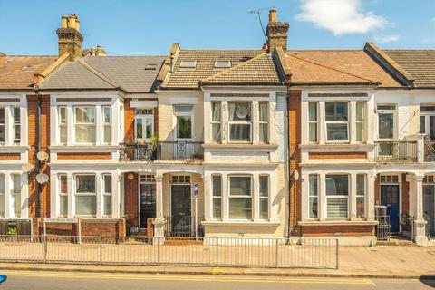 Putney Bridge Road, London SW15