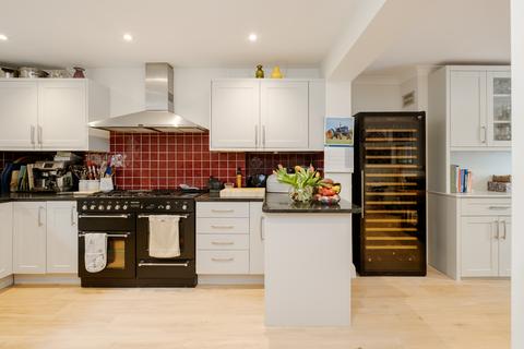 3 bedroom house for sale, Halliford Street, London, N1