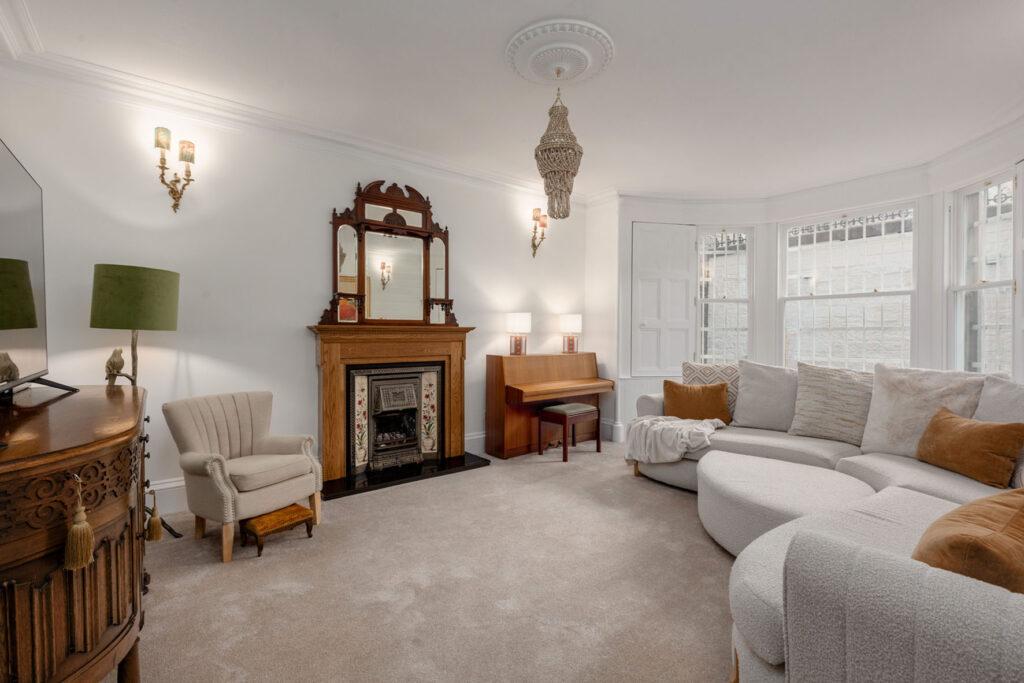 20 Mayfield Gardens, Newington, Edinburgh, EH9 2BZ - View 3