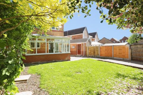 3 bedroom semi-detached house for sale, Tennyson Close, Northwich