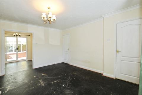3 bedroom semi-detached house for sale, Tennyson Close, Northwich