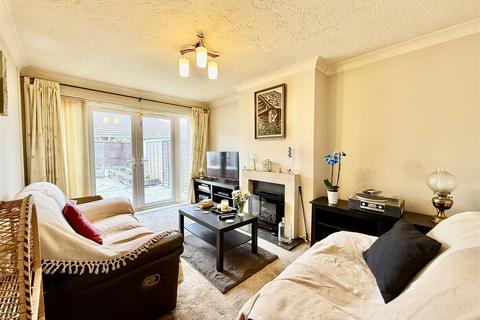 undefined, Whitelands Road, Lower Stratton