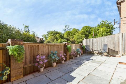 1 bedroom maisonette for sale, Excalibur Close, Ifield, Crawley