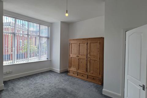 1 bedroom flat to rent, Spring Gardens, Stockport, SK1