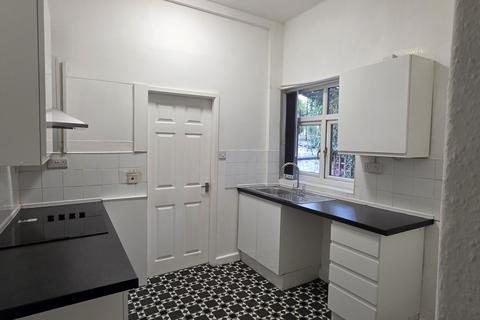 1 bedroom flat to rent, Spring Gardens, Stockport, SK1