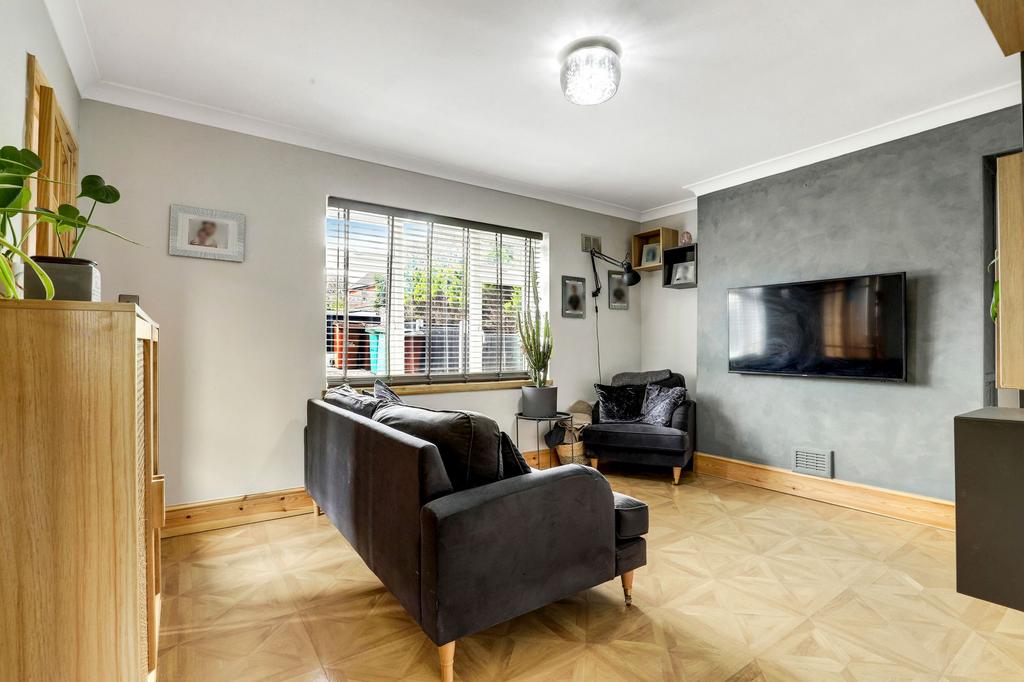 House in Nottingham, Aspley - View 3