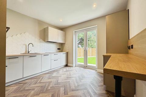 3 bedroom semi-detached bungalow for sale, Walton Avenue, Morecambe, LA4