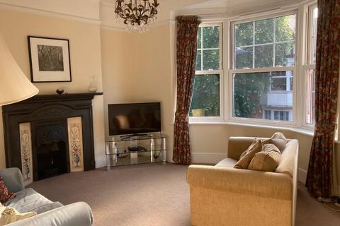 undefined, Northcote Avenue, Ealing