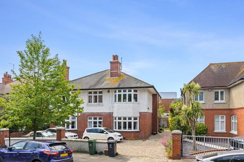 4 bedroom flat for sale, Pembroke Gardens, Hove