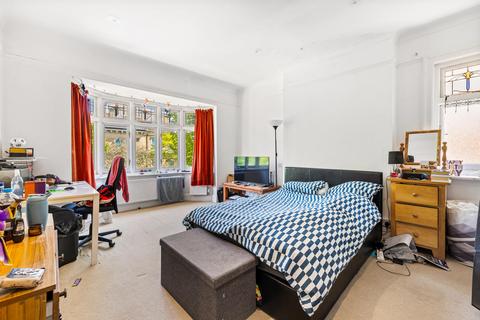 4 bedroom flat for sale, Pembroke Gardens, Hove