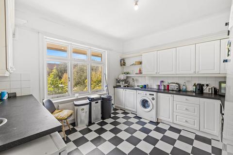 4 bedroom flat for sale, Pembroke Gardens, Hove