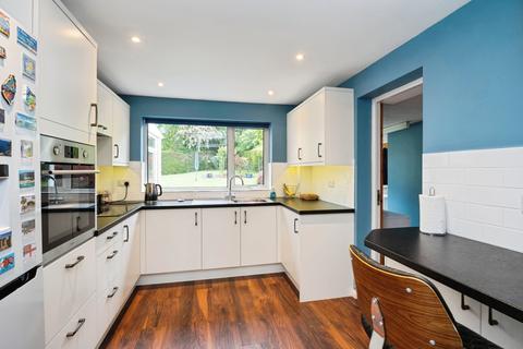 3 bedroom link detached house for sale, Andrews Close, Robertsbridge, East Sussex, TN32