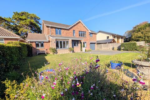 4 bedroom detached house for sale, Pitts Lane, Ryde, PO33