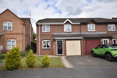 3 bedroom semi-detached house to rent, Mulberry Close, Sleaford, NG34