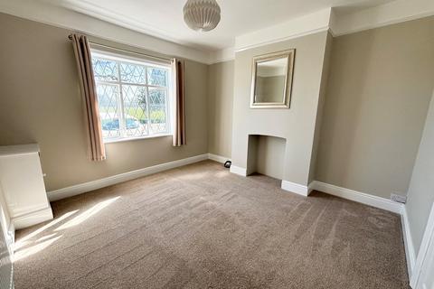 3 bedroom semi-detached house to rent, The Drove, Sleaford, NG34