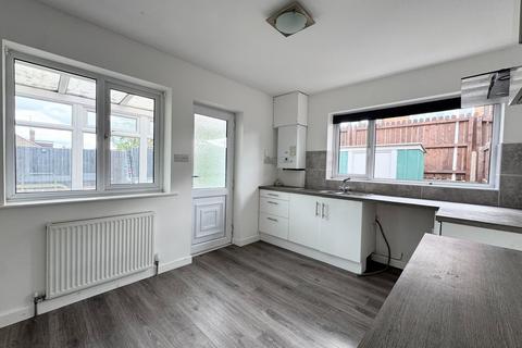 3 bedroom semi-detached house for sale, Brookside Close, Loughborough LE12