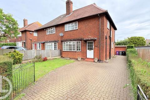 3 bedroom semi-detached house for sale, Bedford Road, Letchworth Garden City, SG6 4DU