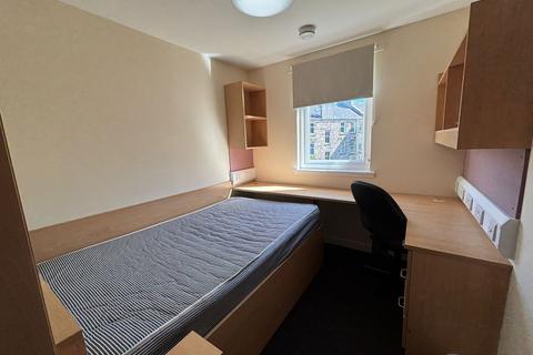 4 bedroom flat to rent, Midpoint Apartments, Stirling Town, Stirling, FK8