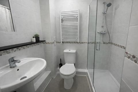 4 bedroom flat to rent, Midpoint Apartments, Stirling Town, Stirling, FK8