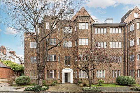 2 bedroom flat for sale, Tudor Close, London NW3