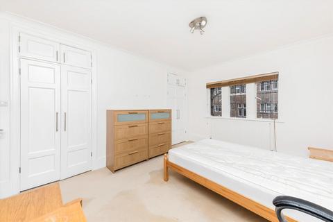 2 bedroom flat for sale, Tudor Close, London NW3