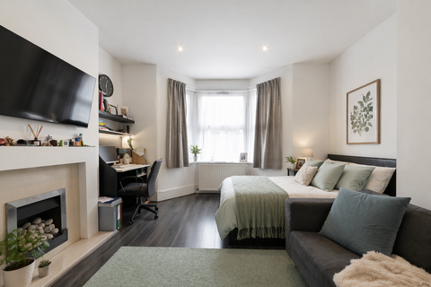 undefined, Pulteney Road, London E18