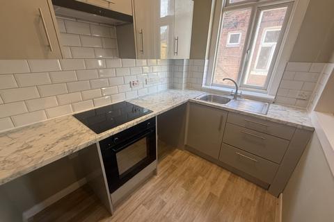 1 bedroom apartment to rent, West Parade, Lincolnshire DN31
