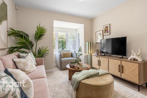 4 bedroom detached house for sale, Birchwood Grove, Margate