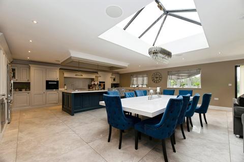 undefined, Ruxbury Road, Surrey KT16