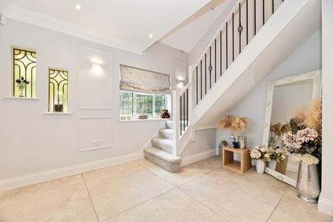 undefined, Ruxbury Road, Surrey KT16