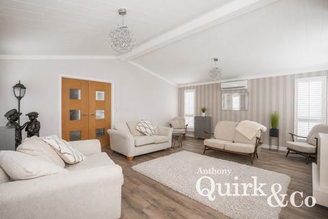 2 bedroom park home for sale, Beach Walk Road, Canvey Island, SS8