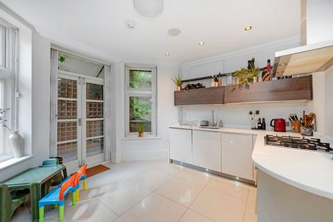 4 bedroom apartment for sale, Albermarle Mansions, Heath Drive, NW3