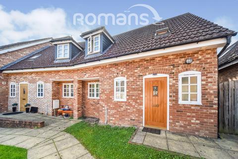 2 bedroom terraced house to rent, Kentwood Mews, Kentwood Hill, Tilehurst, RG31