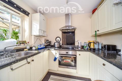 2 bedroom terraced house to rent, Kentwood Mews, Kentwood Hill, Tilehurst, RG31