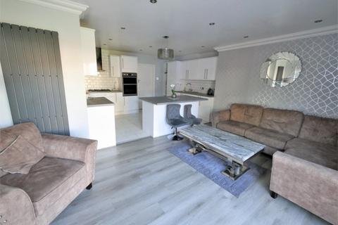 5 bedroom detached house for sale, Norwich Road, Ipswich, Suffolk
