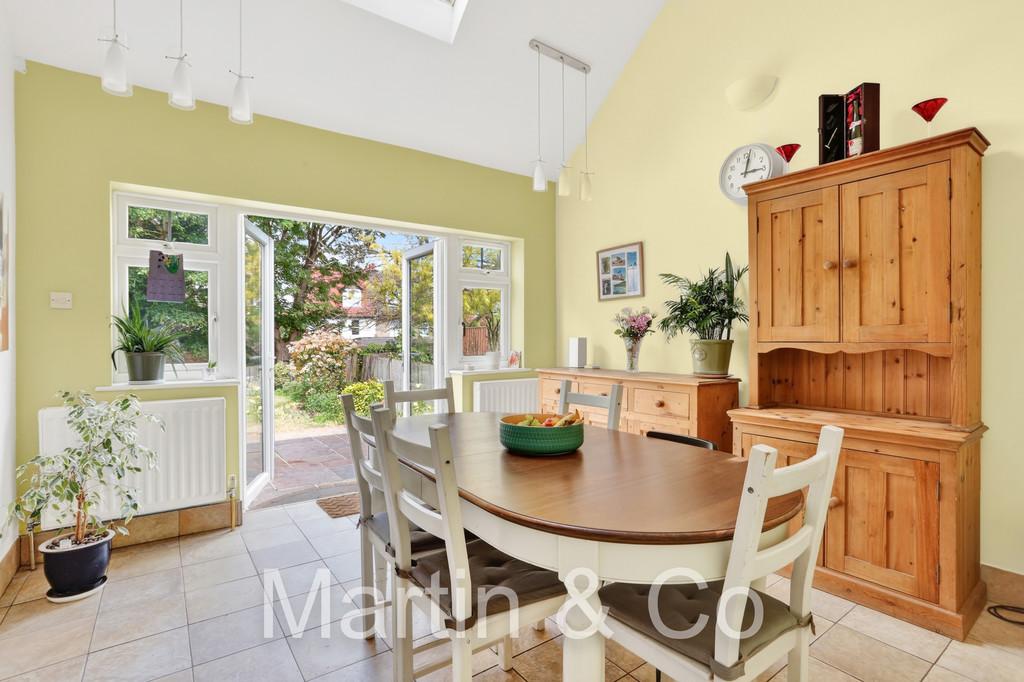 1701027818 - 10 Culmington Road, CR2 - 23