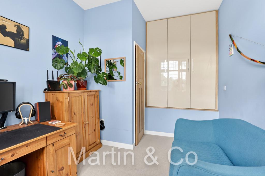 1701027818 - 10 Culmington Road, CR2 - 6