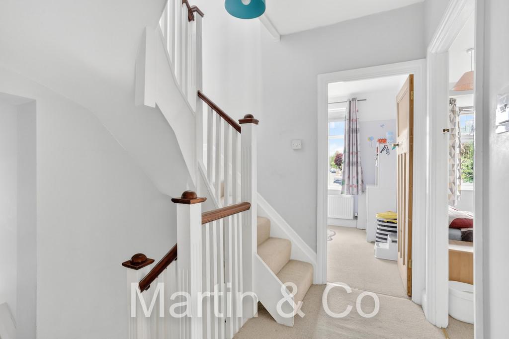1701027818 - 10 Culmington Road, CR2 - 15