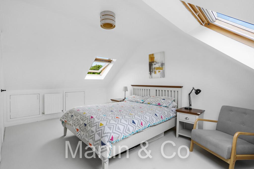 1701027818 - 10 Culmington Road, CR2 - 10