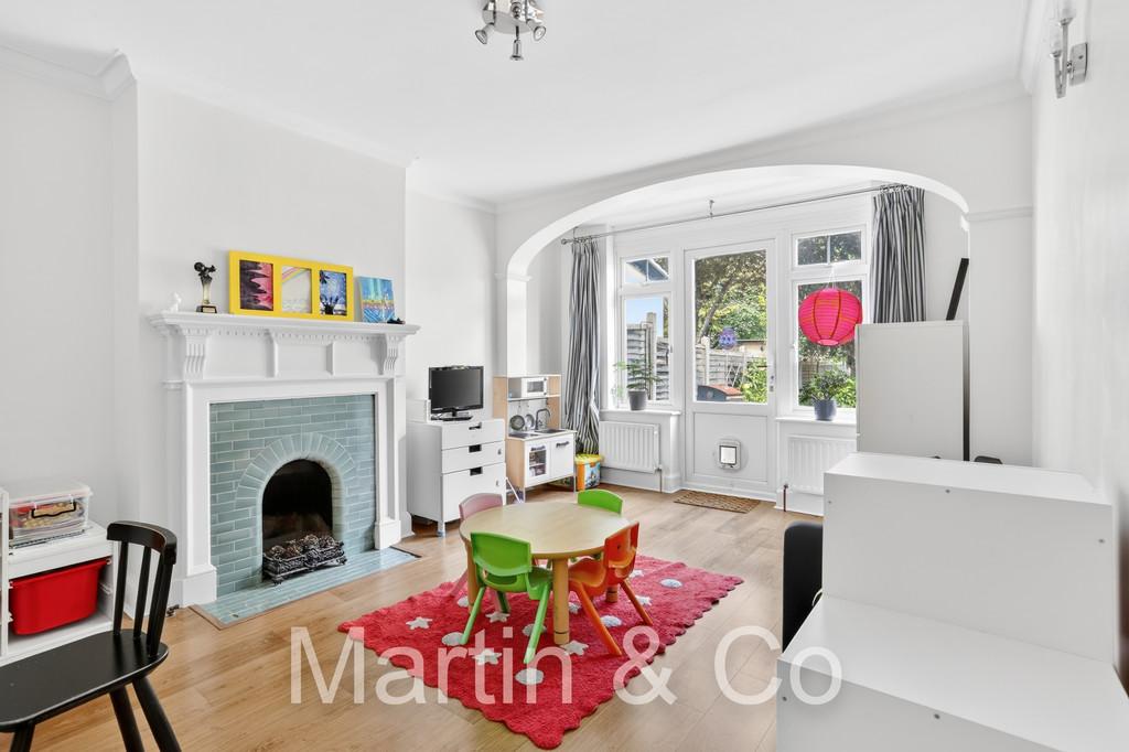 1701027818 - 10 Culmington Road, CR2 - 31